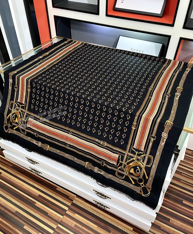 Gucci經典印花羊絨圍巾 古馳純羊絨經典logo圖案羊絨長巾披肩  mmj1553